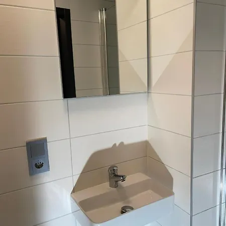 Excellent House Apartment *