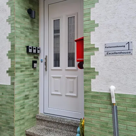 Excellent House 公寓 *