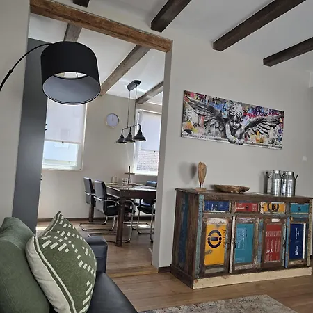 Excellent House * Ediger-Eller