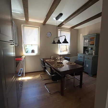 Excellent House Daire Ediger-Eller